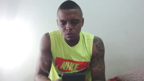 dominic and julieta... independent models online show from 12.04.24