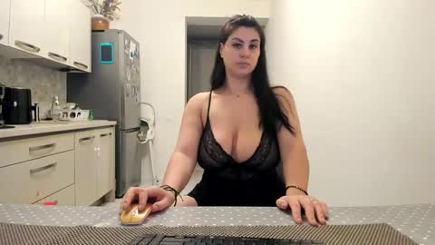 maria  alex online show from 02.20.25