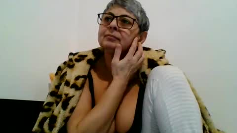 couple online show from 01.07.25