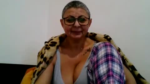 couple online show from 01.21.25