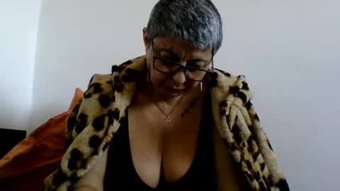 couple online show from 03.05.25