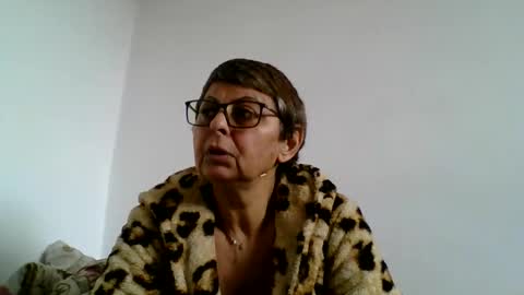 couple online show from 11.11.25