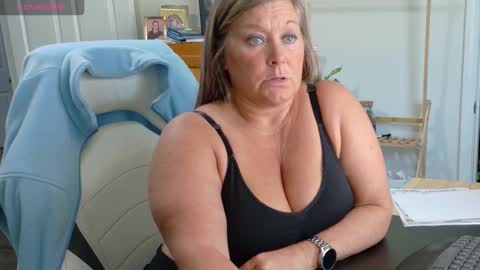 Snapshot of curiouscouple3143 chatting on 02.16.26 curious couple online show from 02.16.26