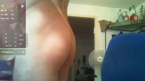 Snapshot of curiousgenie chatting on 09.12.25 curiousgenie online show from 09.12.25