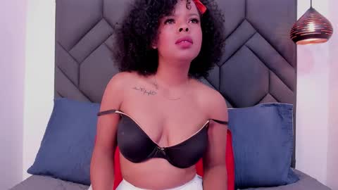 Snapshot of curly_cataleya chatting on 02.16.26 Cataleya online show from 02.16.26