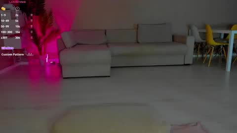 Antonia online show from 11.17.25