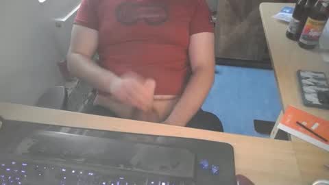 Snapshot of currycake chatting on 02.12.25 currycake online show from 02.12.25