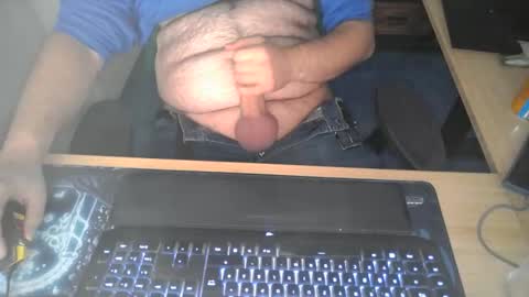 Snapshot of currycake chatting on 11.07.25 currycake online show from 11.07.25