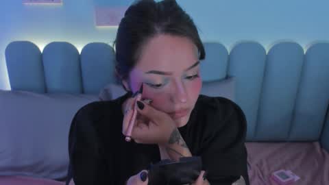 Snapshot of curvy_rousi chatting on 10.29.25 Rosie online show from 10.29.25