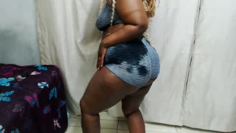 Snapshot of curvydarkfatass chatting on 07.13.26 curvydarkfatass online show from 07.13.26