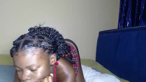 Snapshot of curvyjoan chatting on 11.09.25 curvyjoan online show from 11.09.25