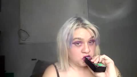 Lucifina ganja kittens online show from 02.15.25