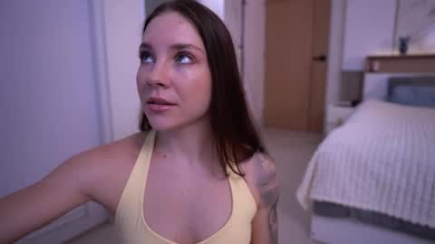 Snapshot of cute__foxy chatting on 04.13.26 Foxy online show from 04.13.26