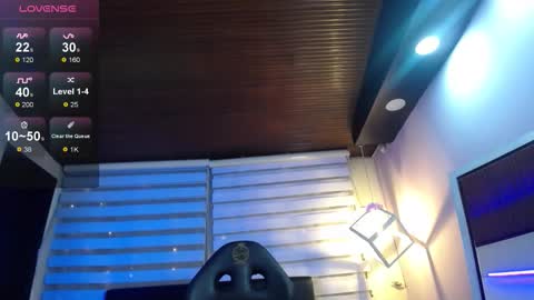 Snapshot of cute_angel_1 chatting on 10.09.25 cute_angel_1 online show from 10.09.25