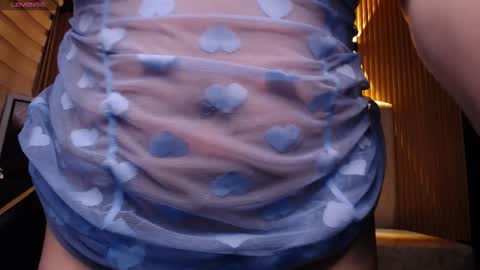 cute_angel_1 online show from 11.20.25