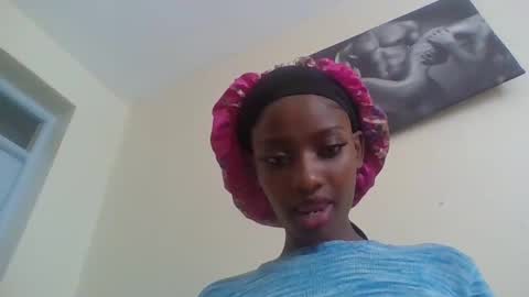 Snapshot of cute_annah chatting on 03.01.25 cute annah online show from 03.01.25