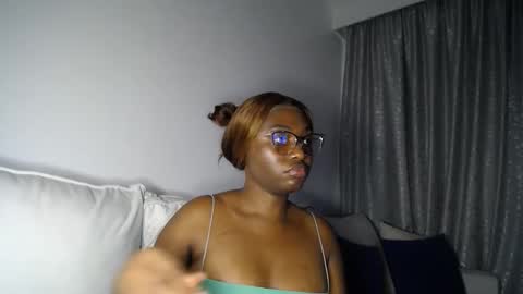 Liya online show from 04.16.26