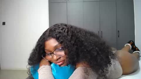 Liya online show from 07.11.26
