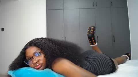 Liya online show from 07.18.26