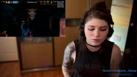 Snapshot of cute_baby_drug chatting on 02.15.26 Polly my Name. . online show from 02.15.26