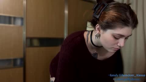 Snapshot of cute_baby_drug chatting on 02.24.26 Polly my Name. . online show from 02.24.26