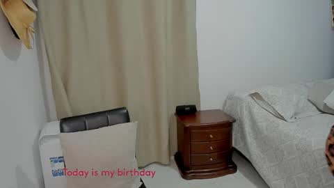 Snapshot of cute_brunett chatting on 07.07.26 Sara online show from 07.07.26