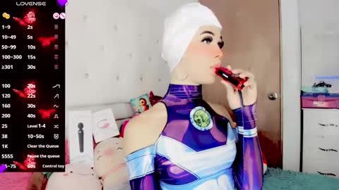 Snapshot of cute_cherilyn chatting on 01.27.25 cute_cherilyn online show from 01.27.25