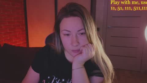 Everyday stream in the same time online show from 01.09.25