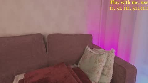 Everyday stream in the same time online show from 09.19.25