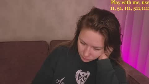 Everyday stream in the same time online show from 10.12.25