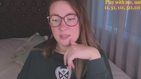 Everyday stream in the same time online show from 03.29.26