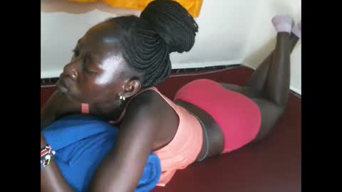 cute_doria online show from 09.25.25