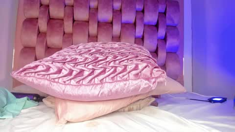 Stacy online show from 12.03.24