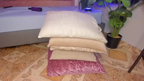 Stacy online show from 12.07.24