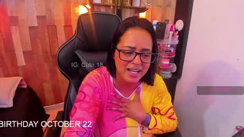    Independent Model online show from 10.22.25