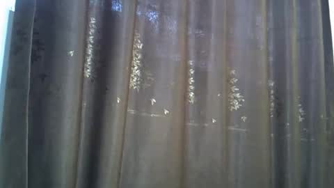 cute_emmy1 online show from 10.23.25