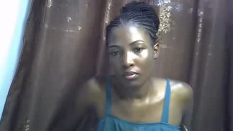 cute_emmy1 online show from 12.22.25