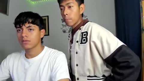 Snapshot of cute_horny_friends chatting on 05.19.26 AnderSamu online show from 05.19.26