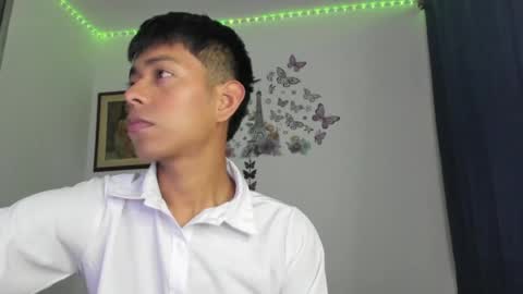 Snapshot of cute_horny_friends chatting on 08.08.26 AnderSamu online show from 08.08.26