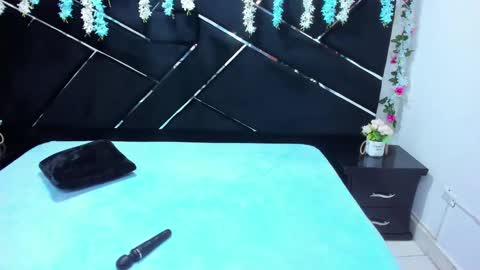 Isabella online show from 11.05.25