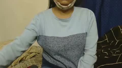 Snapshot of cute_kashmira99 chatting on 01.02.25 kashmira online show from 01.02.25