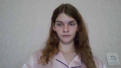 cute_kitte online show from 12.15.24