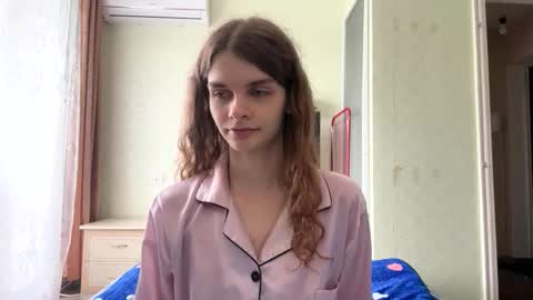 cute_kitte online show from 10.05.25