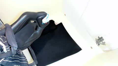 cute_kyanaxx online show from 04.10.26