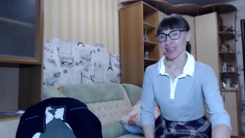 cute_lion_ online show from 12.02.24