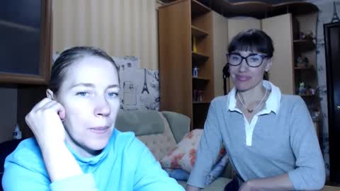 cute_lion_ online show from 12.04.24