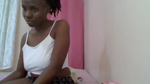 cute_lizah online show from 01.23.25