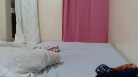 cute_lizah online show from 02.13.25