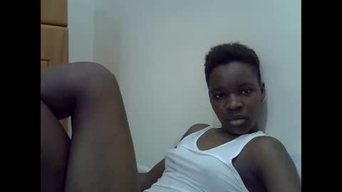 Snapshot of cute_marion chatting on 02.03.25 cute_marion online show from 02.03.25