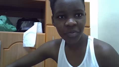 Snapshot of cute_marion chatting on 02.06.25 cute_marion online show from 02.06.25